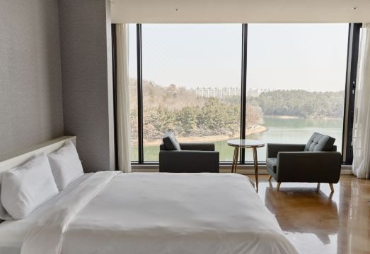 호텔은파팰리스 호수 뷰 이미지