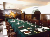 Miranda & Suizo Hotels in San Rafael