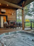 River Vista Cabin with Mountain Views