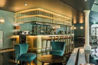 Amoure Hotel - The Leading Hotels of the World - bar