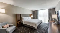 Holiday Inn DALLAS MARKET CTR LOVE FIELD Hotels near Rick Fairless Strokers Dallas