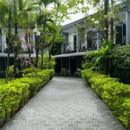 Riande Aeropuerto Hotel Casino