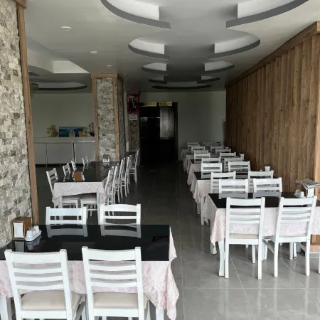 Peri Hotel