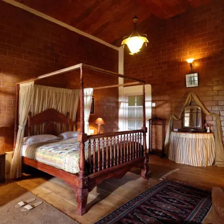 Lymond House