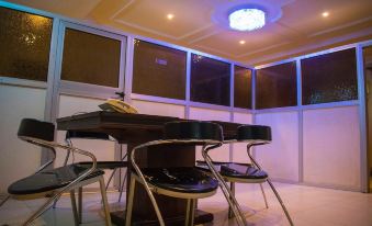 Taverna Guest House
