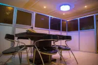 Taverna Guest House Hotels in Ota