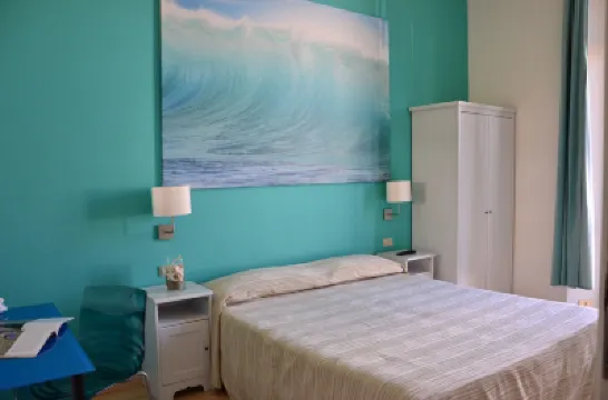 B&B Leopoldo Hotel berhampiran Muzium Stibbert