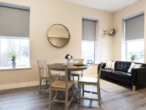 Blue Door Apartments Hotels in Newcastle