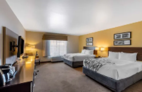 Miles City I-94 的舒眠套房酒店