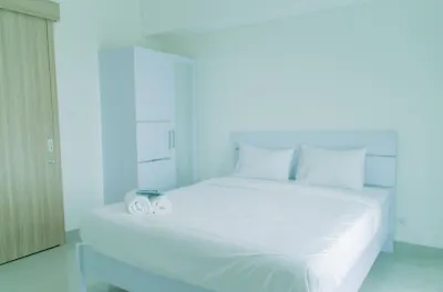 Elegant 1Br Without Living Room at Bintaro Embarcadero Suites Apartment Hotels in Pondok Aren