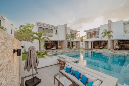 Beach House in Monterrico Guatemala Hoteles en Madre Viedja