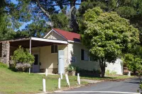 Rainbow Pines Tourist Caravan Park