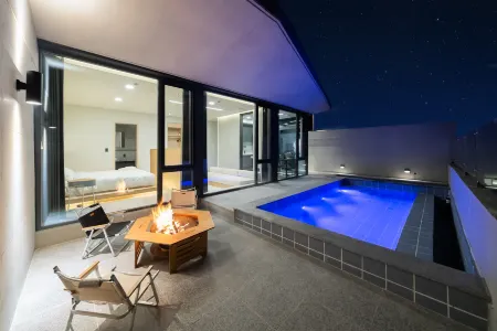 Sanhayeon Pool Villa Отели рядом с достопримечательностью «Hongcheon Saengmyeong Geongang Gwahakgwan»