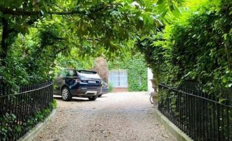 Burlington Townhouse