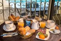 Arc Hôtel Sur Mer - servizio colazione