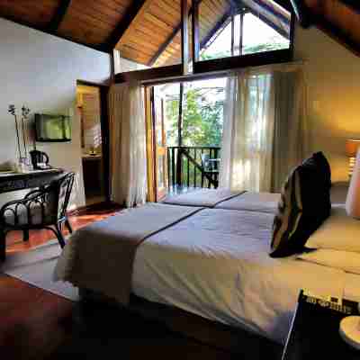 Mantenga Lodge Rooms