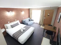 Country Mile Motor Inn Hotels in Forbes