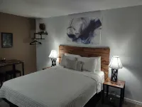 Coyote Motel West Hotels in Black Hawk