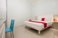 RedDoorz Syariah at Kartohardjo Madiun Hotels in Kartoharjo