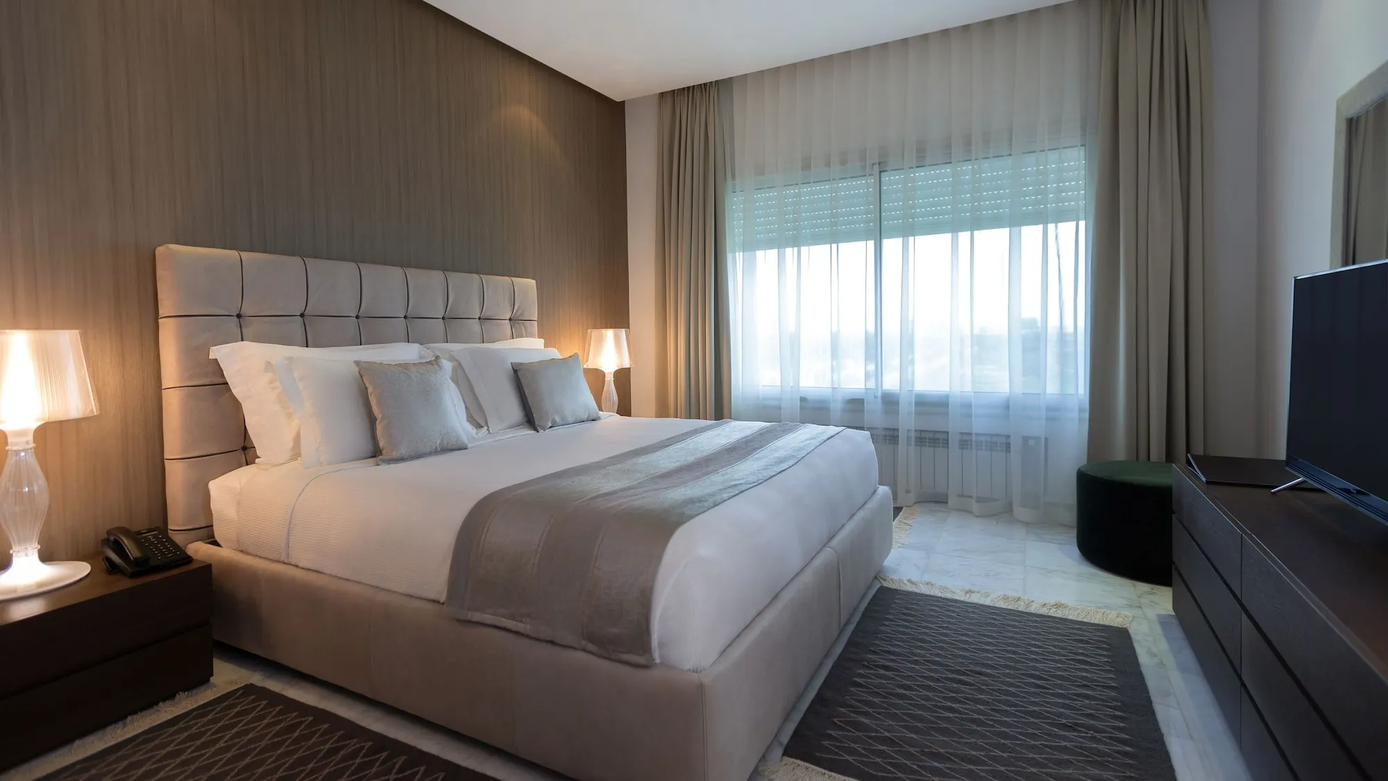 آدم للأجنحة الفندقية الغرف Photos