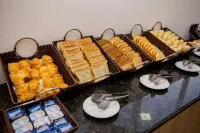 Tri Hotel Chapecó - breakfast