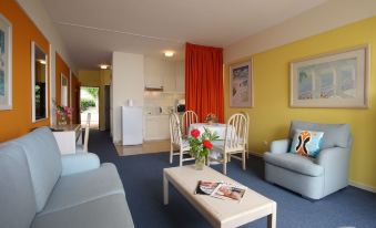 Canico Bay Apartments