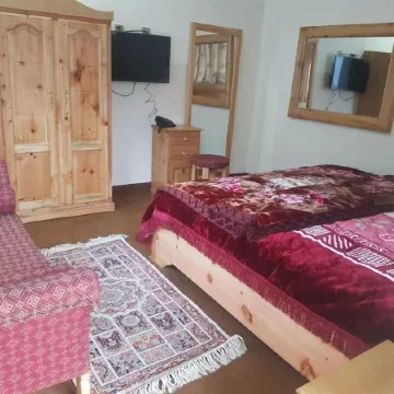 Paradise Hotel and Restaurant