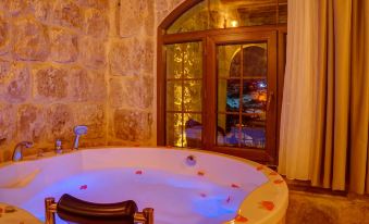 Dionysos Cave Cappadocia Hotel