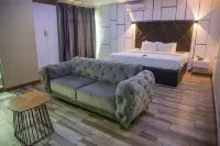 TNK Hotel