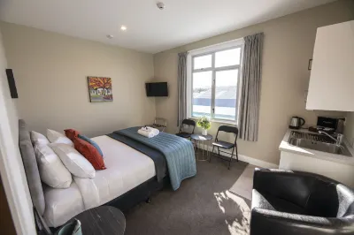 The Amberley Hotel Отели в г. Уэйпара