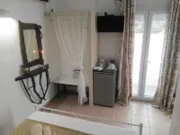 Moments Rooms Отели в г. Adamantas