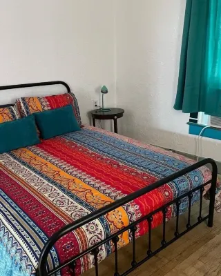 Boho hip bungalow in Old Bisbee Hotels in Bisbee
