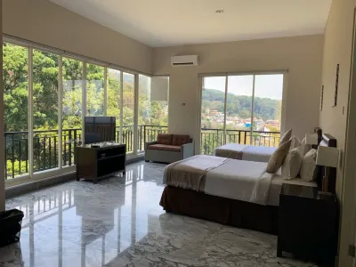 Arainn Bed & Breakfast Tretes Prigen by ecommerceloka Hotels in Bulukandang