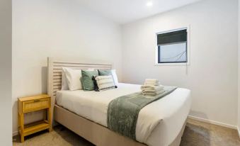 Auckland City Charm - 2Br Haven by Zodiak Stays