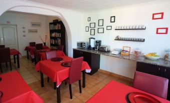 Linga Longa Guest House