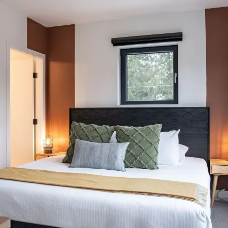 Hemlock Hangout by Revelstoke Vacations