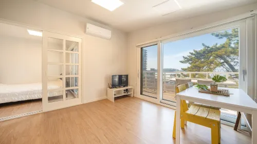 Boryeong Thirasel Pension - balcony