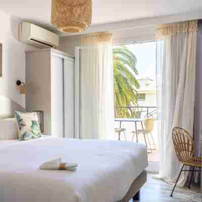 Hôtel La Villa Juan Beach Rooms