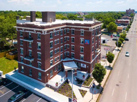 Quality Inn & Suites Kansas City Downtown