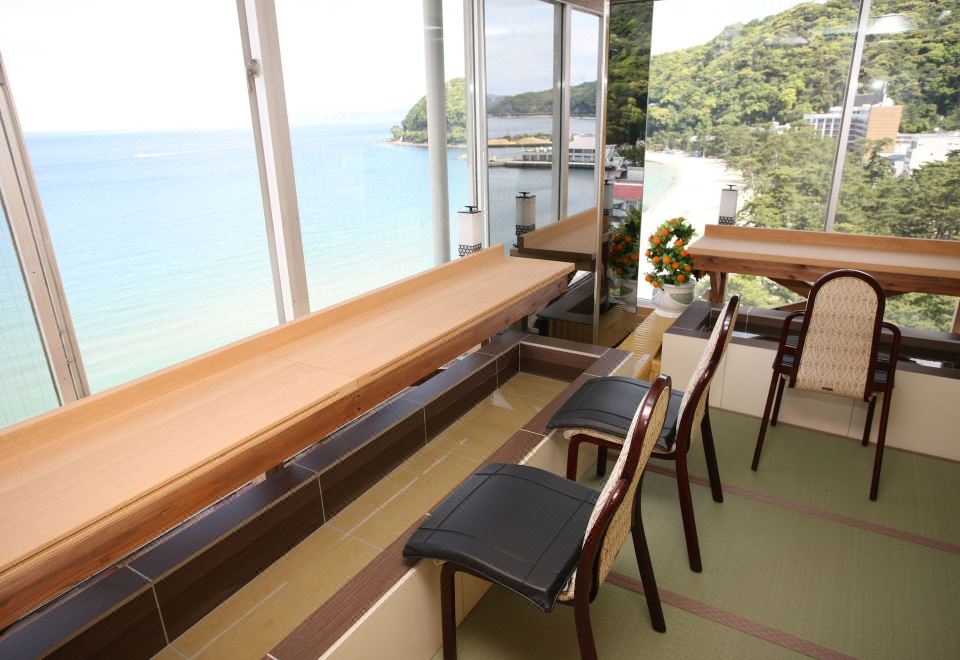 가이게쓰칸 야외 수영장