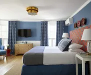 The Christopher, the Edgartown Collection