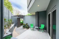 WET hotel