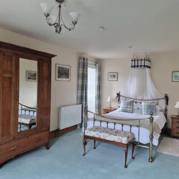 No.3 The Old Convent. Hotel berhampiran The Clansman Centre