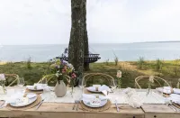 New Minimalist Waterfront