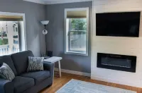 Cozy house with lake view near Marquette