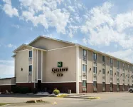 Quality Inn I-70 at Wanamaker Các khách sạn ở Topeka
