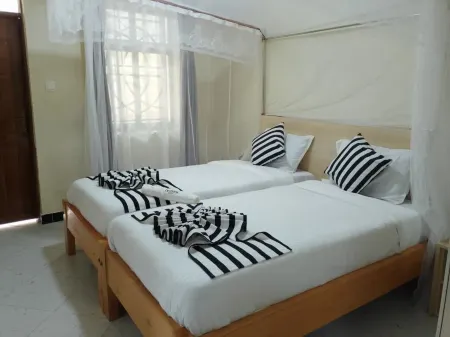 Oltotoi Suites Отели в г. Olooloitikosh