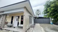 Penginapan Hasanah Hotels in Central Bungku