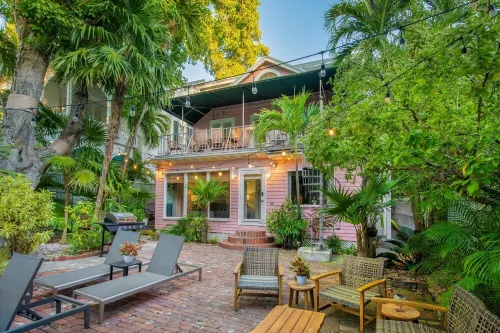 Historic Mansion in Old Town Key West with Private Pool - Sleeps 16!