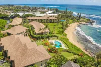 Oceanfront condo w/ private lanai, amazing views & pool access - steps to beach